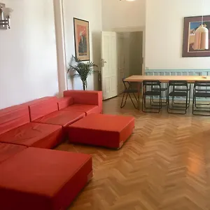 Nocleg ze śniadaniem 4th Floor